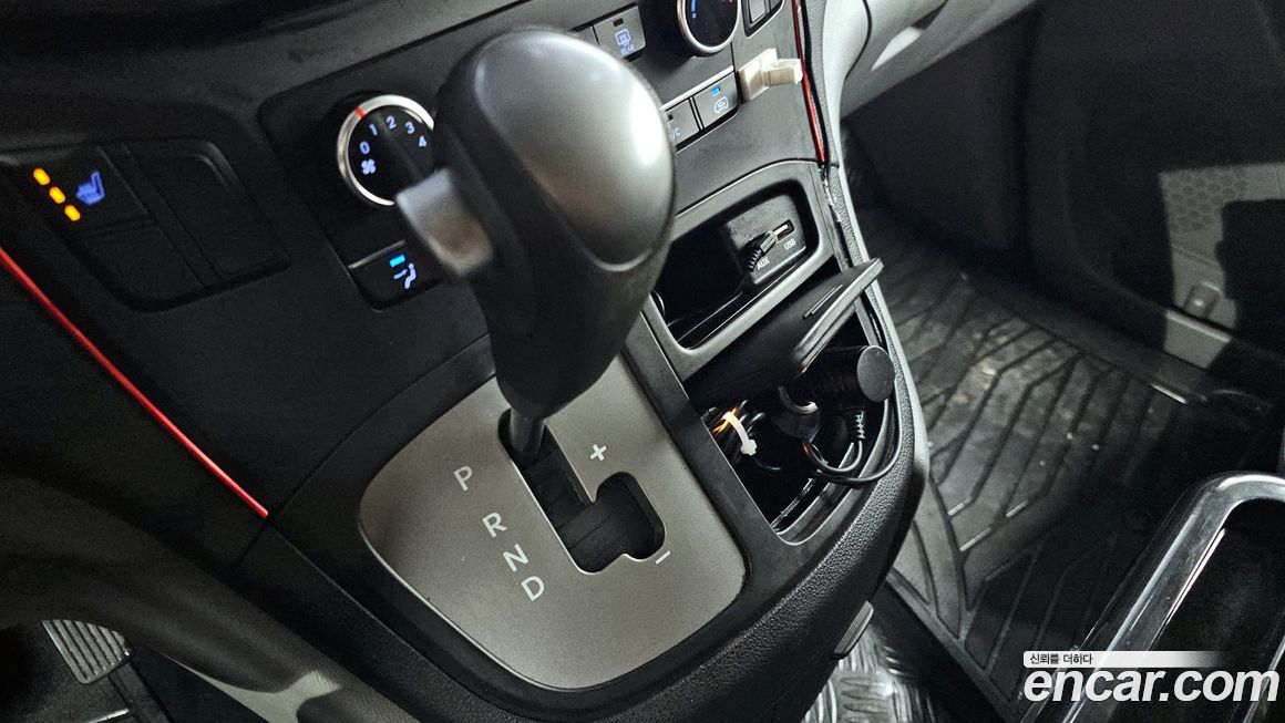 Hyundai Starex 2017