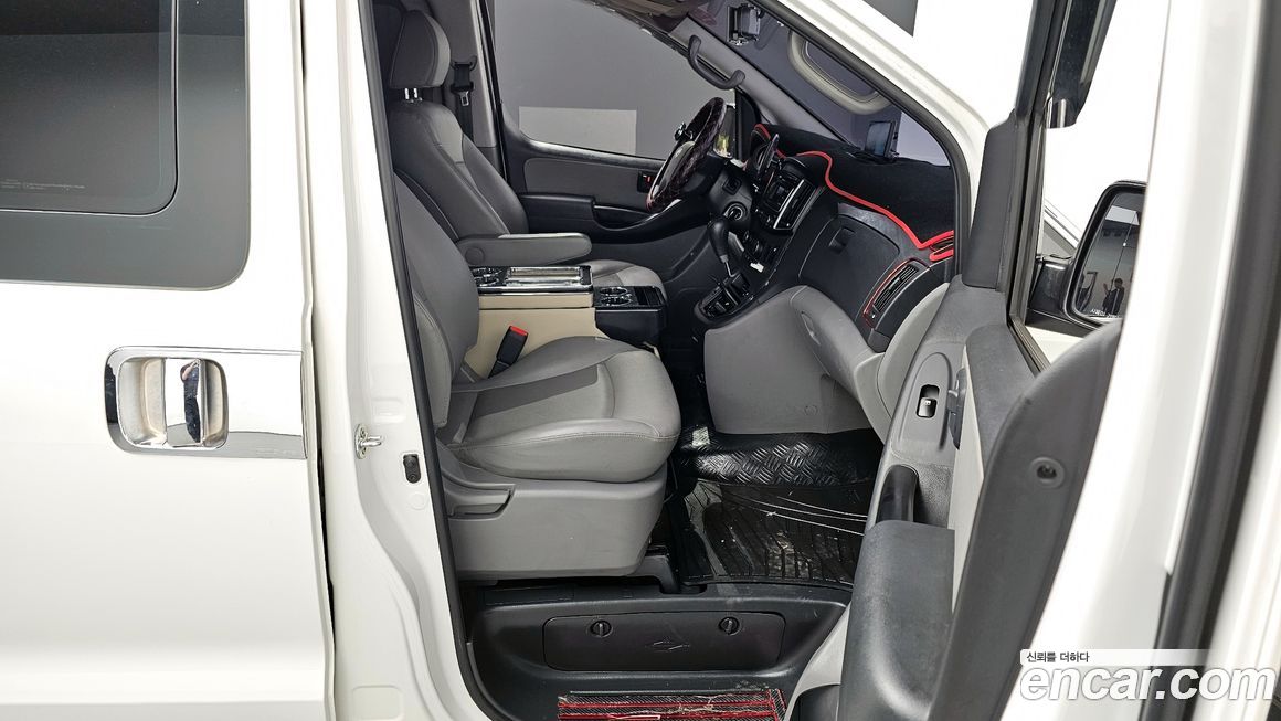 Hyundai Starex 2017