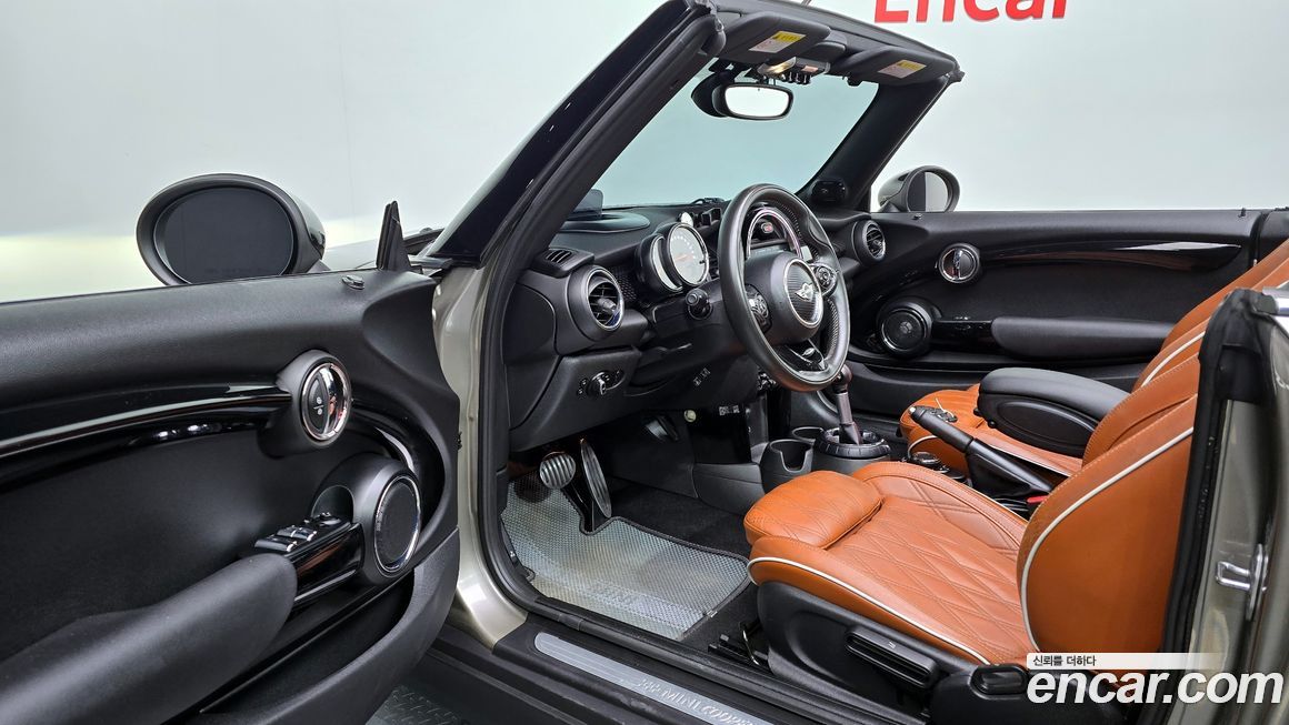 Mini Cooper Convertible 2017