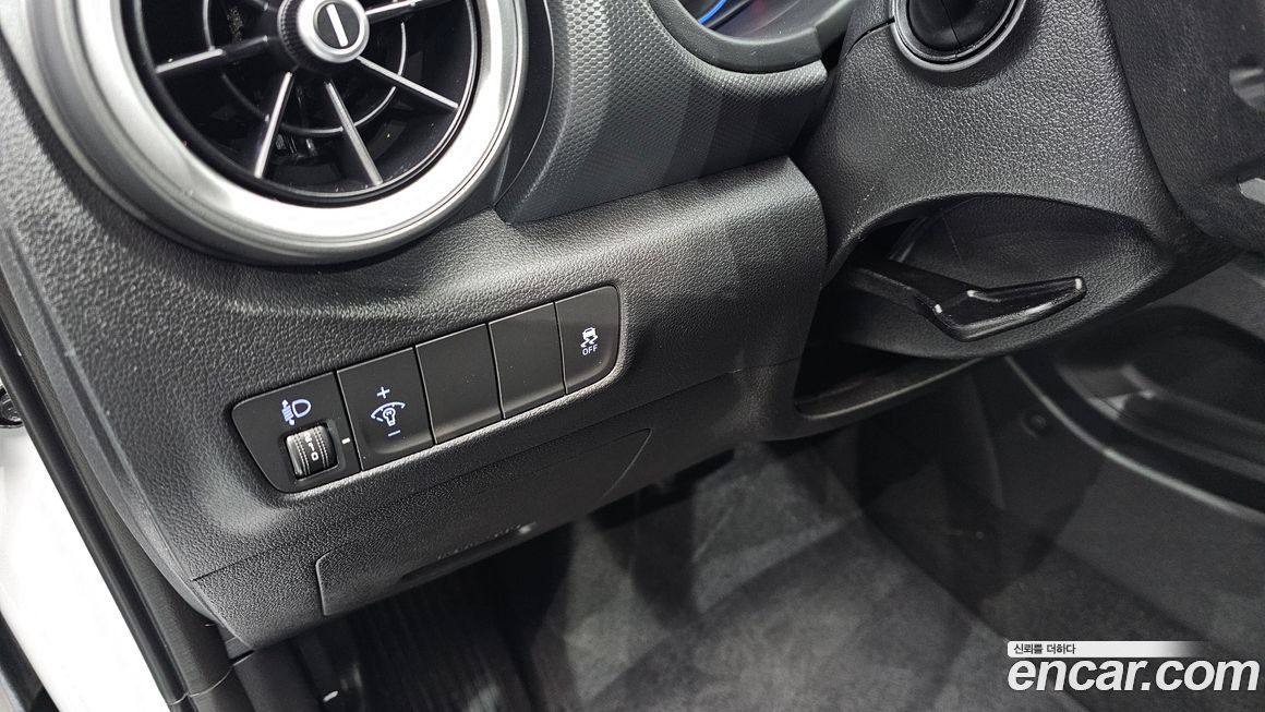 Hyundai Kona 2023