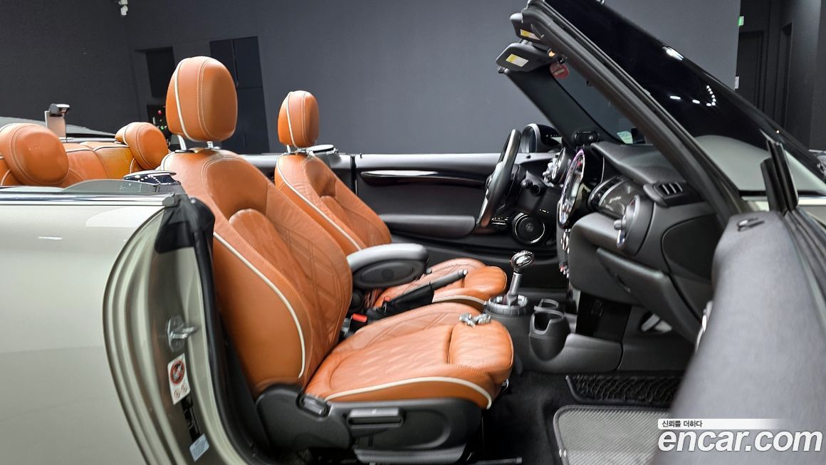 Mini Cooper Convertible 2017