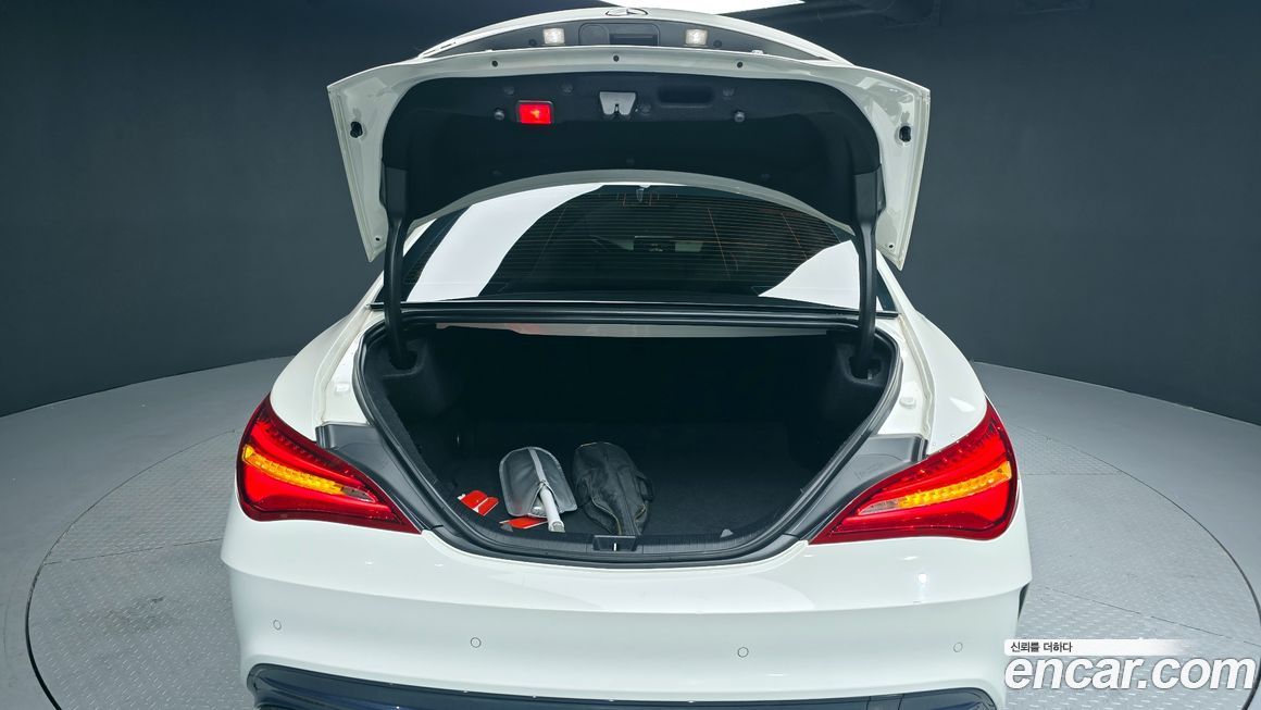 Mercedes-Benz CLA-Class 2018