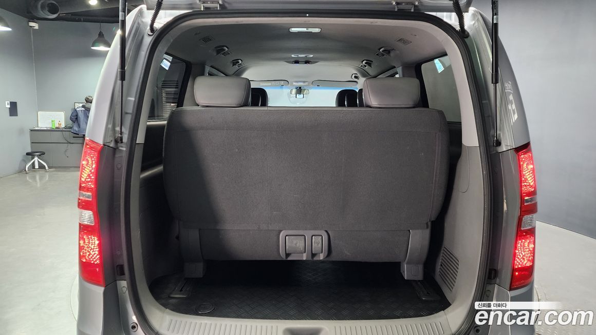 Hyundai Starex 2018