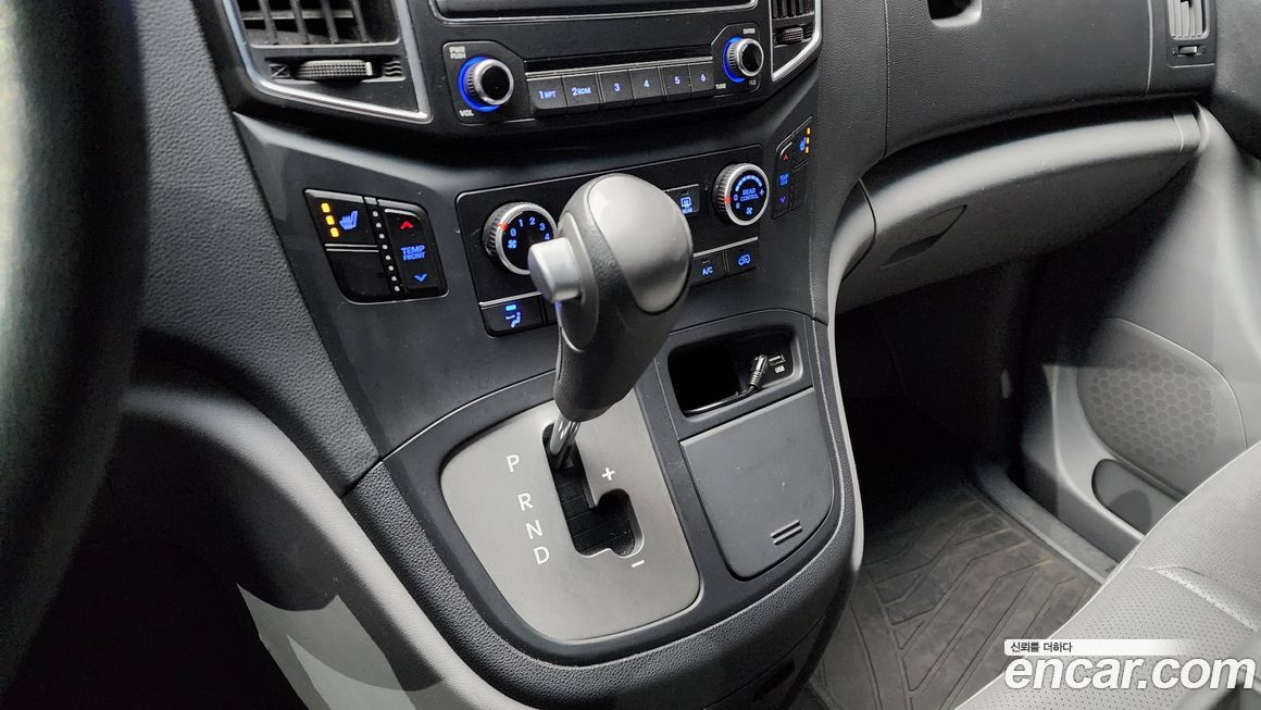 Hyundai Starex 2018