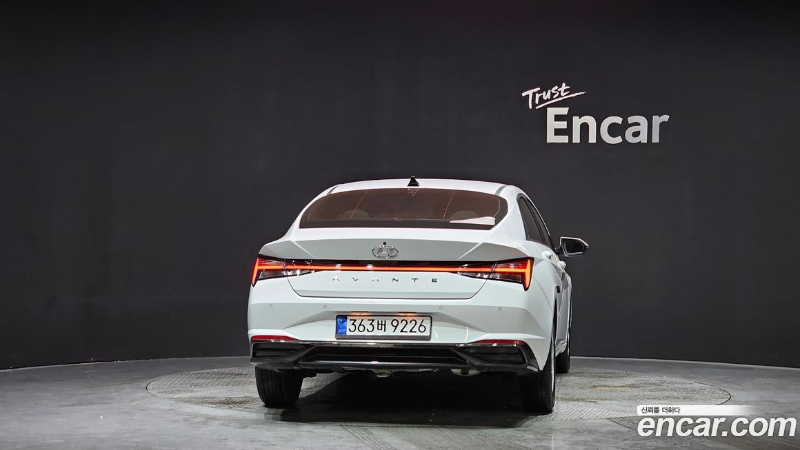 Hyundai AVANTE 2021