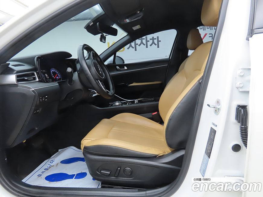 Kia K5 2023