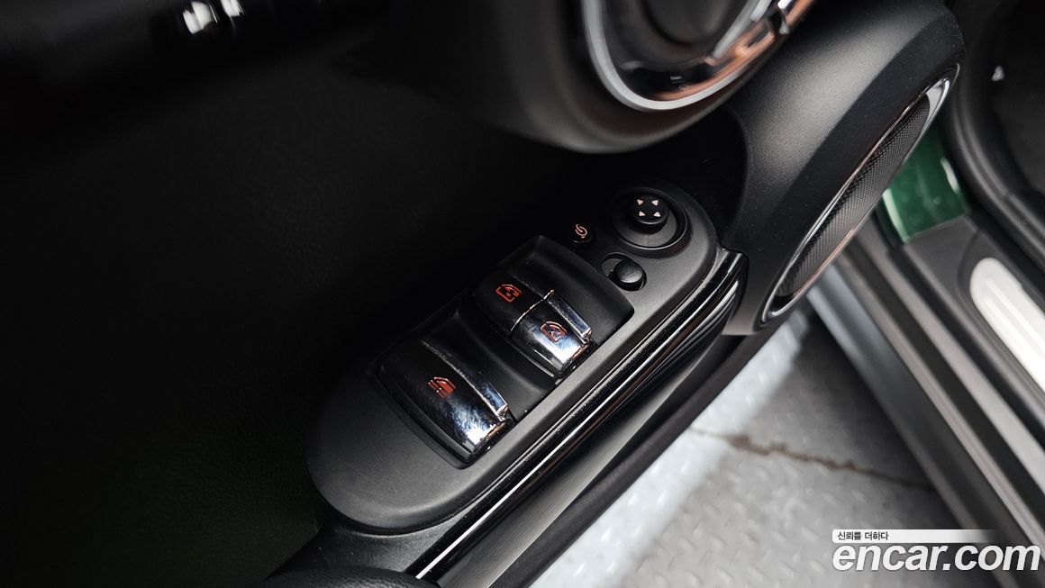 Mini Cooper Convertible 2017