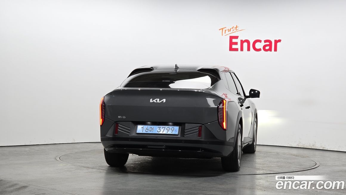 Kia EV4 2026