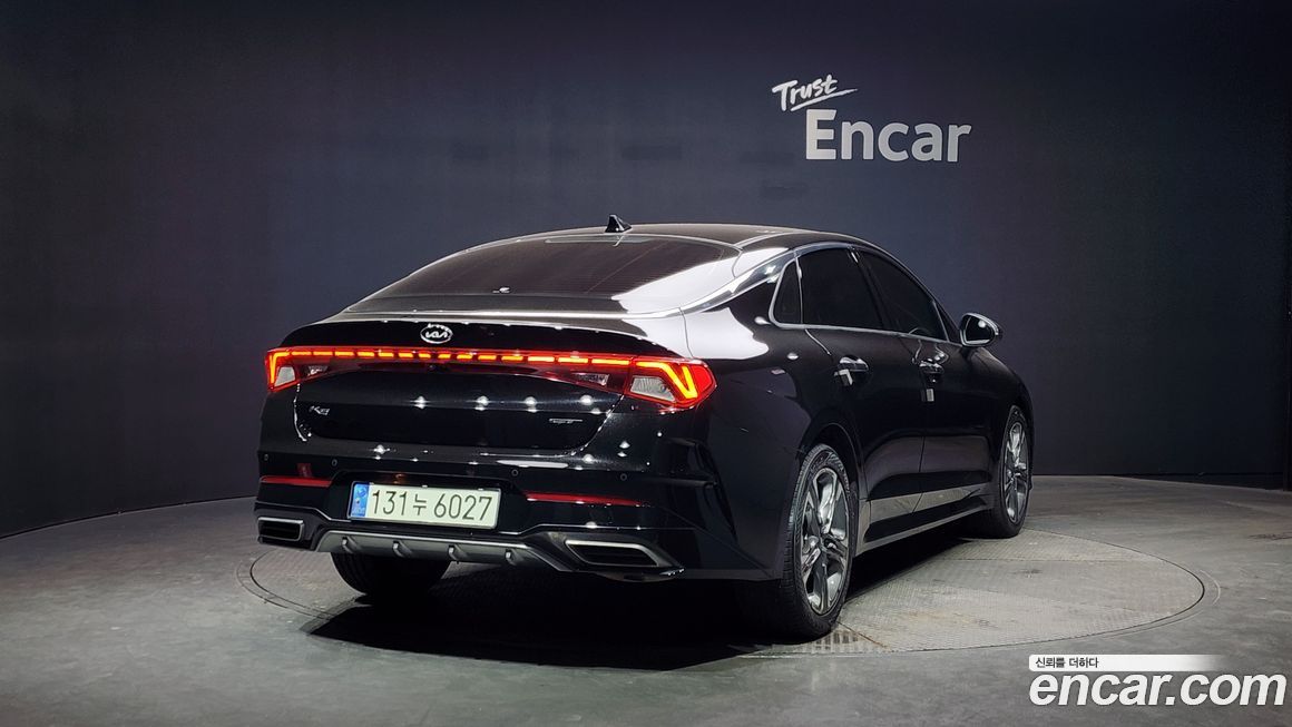 Kia K5 2021
