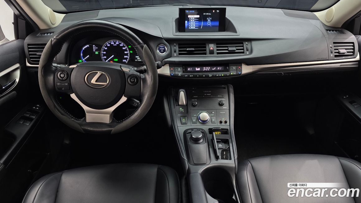 Lexus CT200h 2018