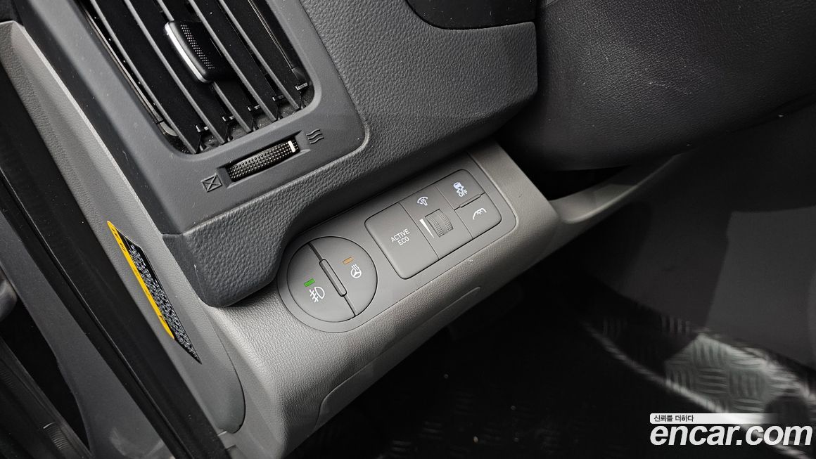 Hyundai Starex 2021