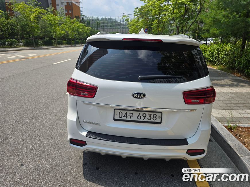 Kia Canival 2019