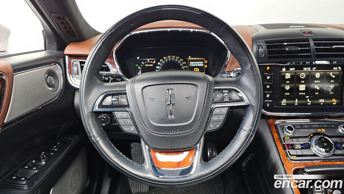 Lincoln Continental 2017