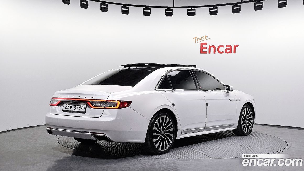Lincoln Continental 2017