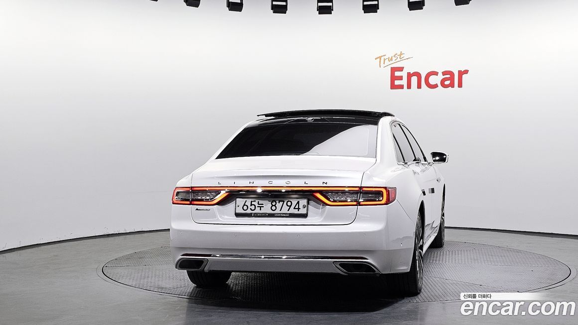 Lincoln Continental 2017