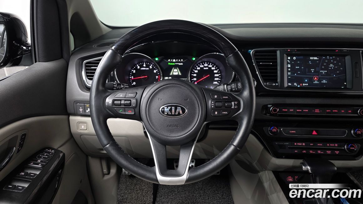 Kia Canival 2018