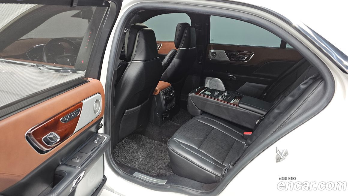 Lincoln Continental 2017