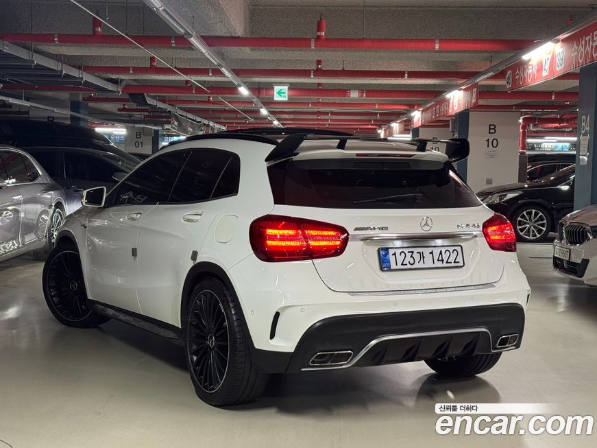 Mercedes-Benz GLA-Class 2019