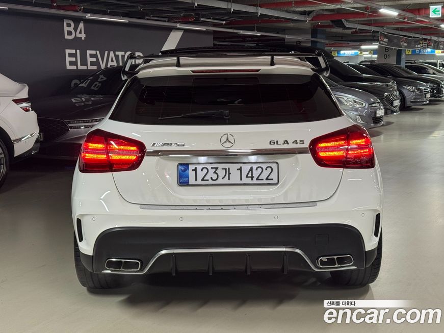 Mercedes-Benz GLA-Class 2019