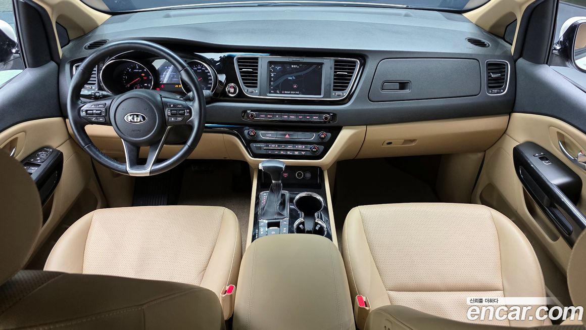Kia Canival 2019