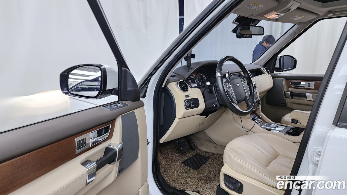 Land Rover Discovery 2016