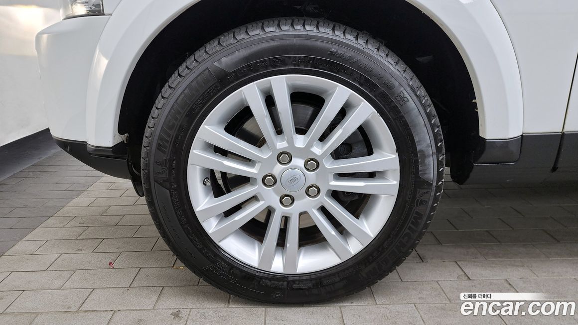 Land Rover Discovery 2016