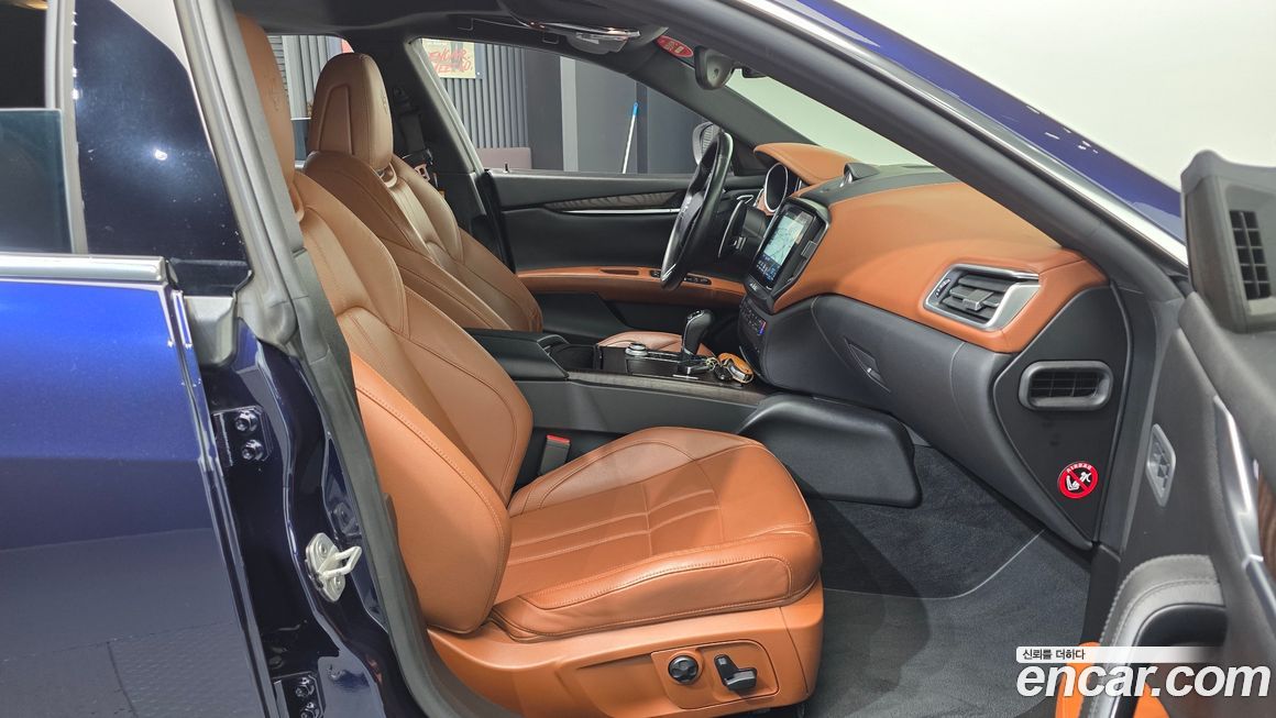 Maserati Ghibli 2017