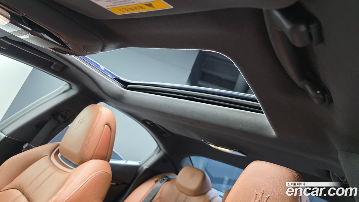 Maserati Ghibli 2017