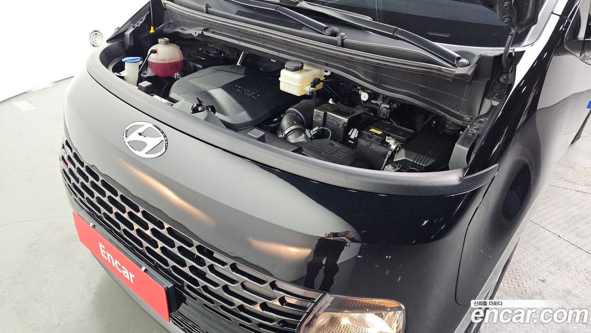 Hyundai Staria 2022