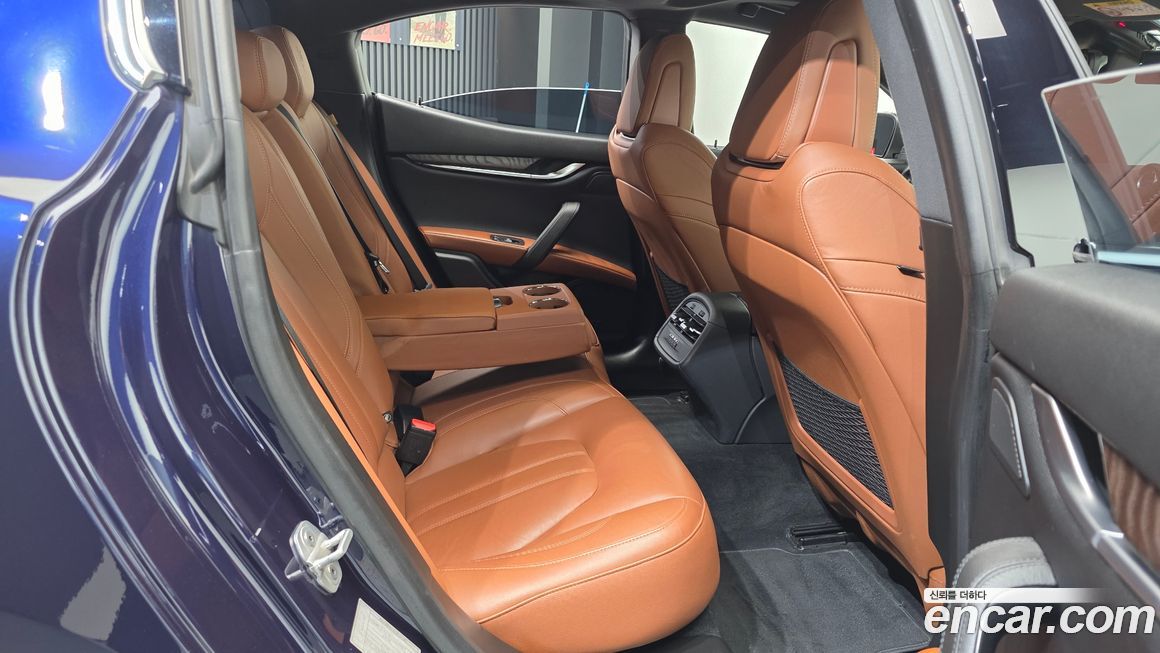 Maserati Ghibli 2017