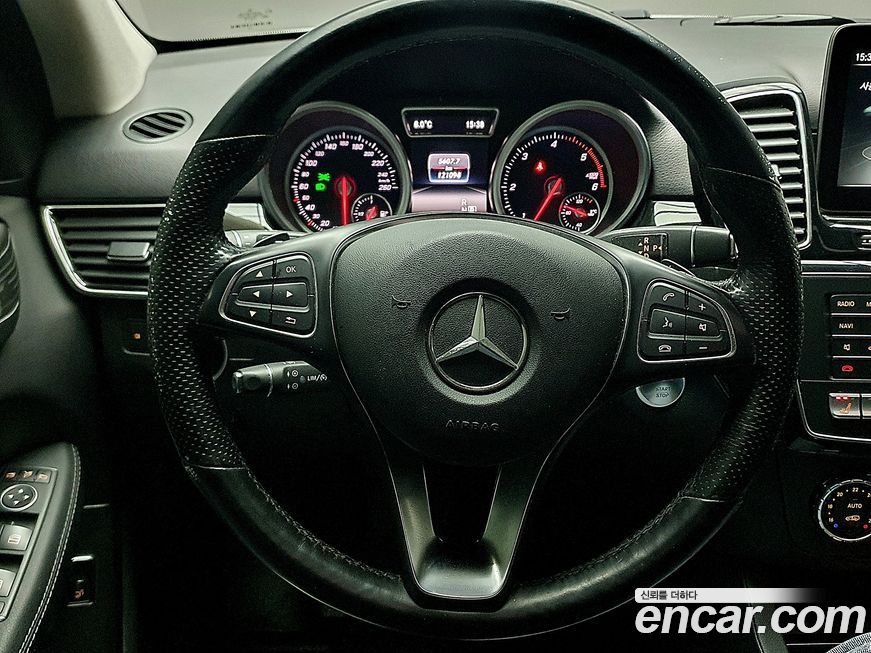 Mercedes-Benz GLE-Class 2016