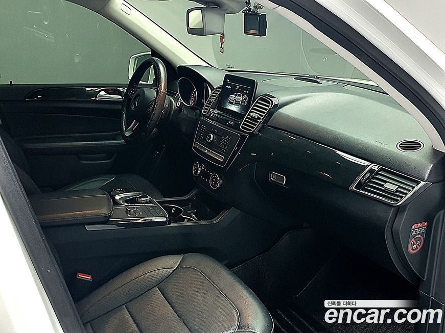 Mercedes-Benz GLE-Class 2016