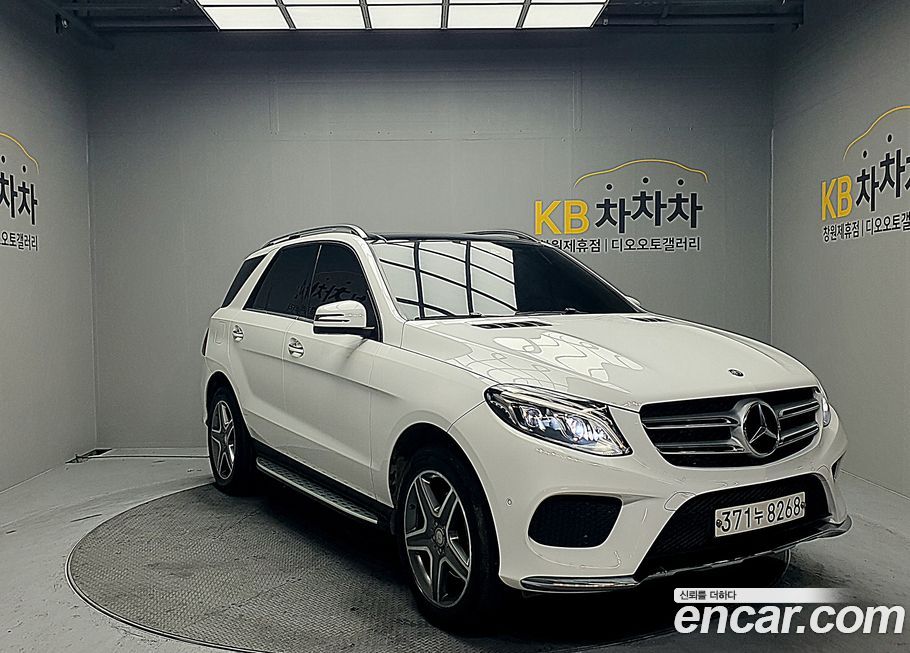Mercedes-Benz GLE-Class 2016