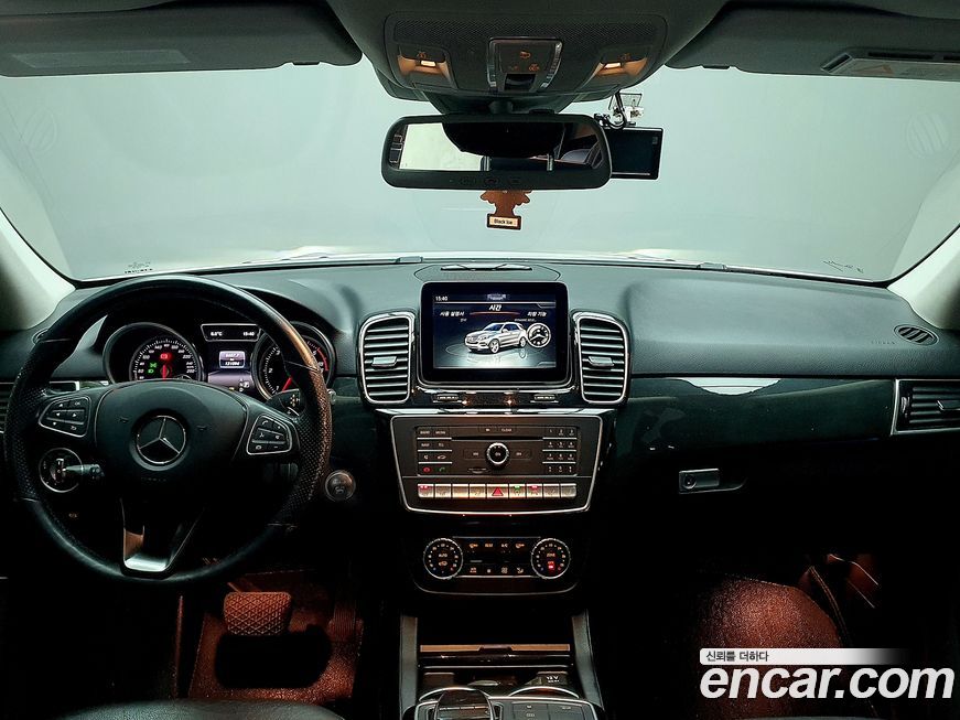 Mercedes-Benz GLE-Class 2016