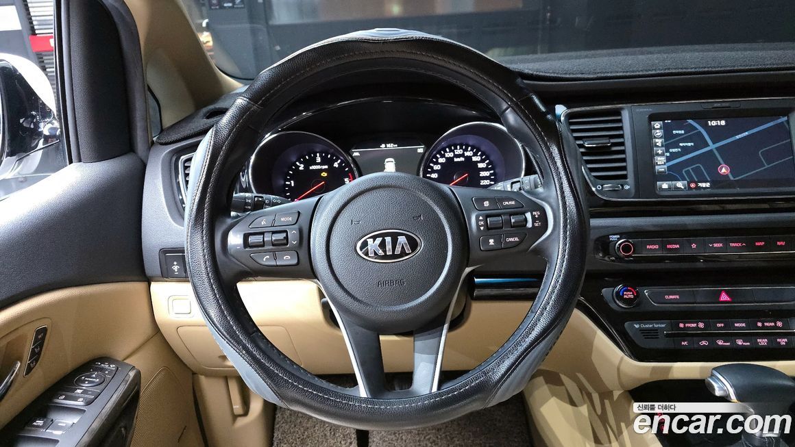 Kia Canival 2019