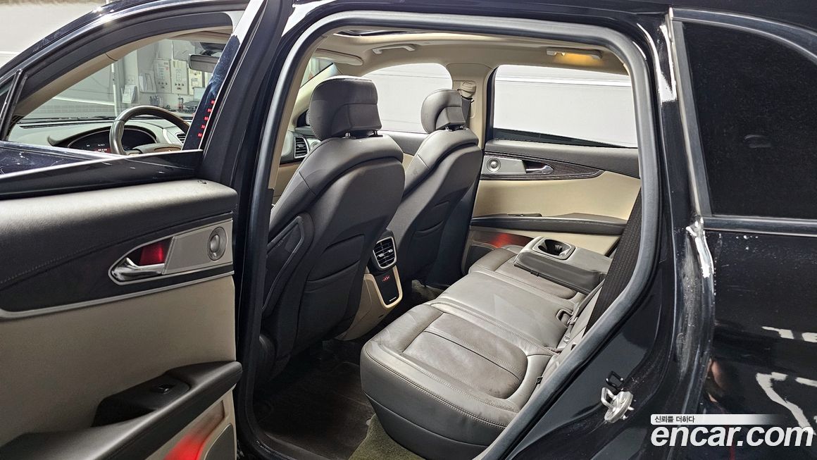 Lincoln Nautilus 2020