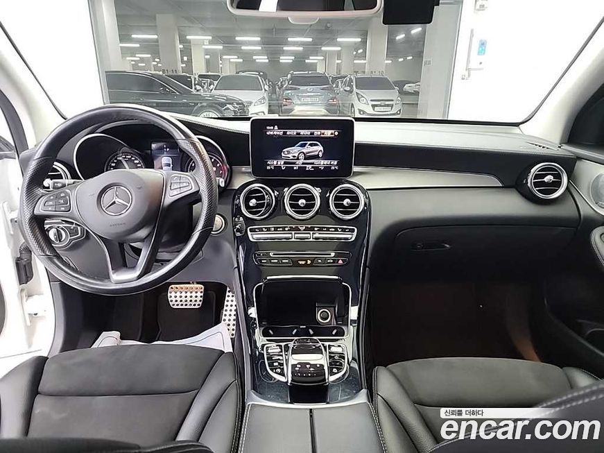 Mercedes-Benz GLC-Class 2019