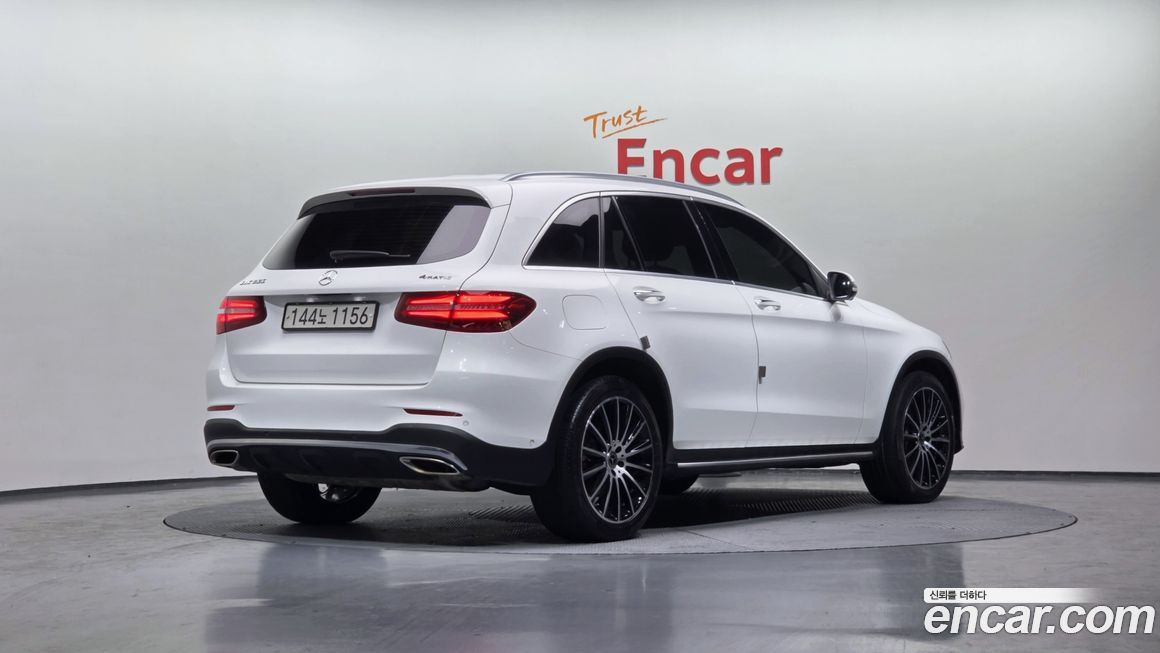 Mercedes-Benz GLC-Class 2019