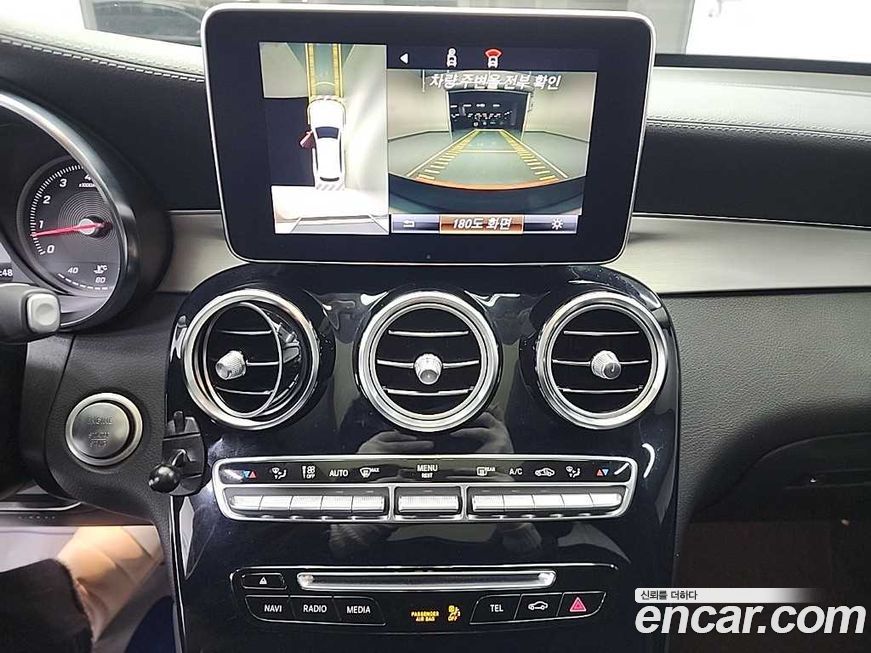 Mercedes-Benz GLC-Class 2019