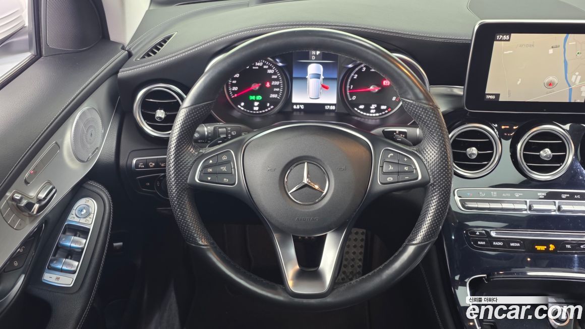 Mercedes-Benz GLC-Class 2019