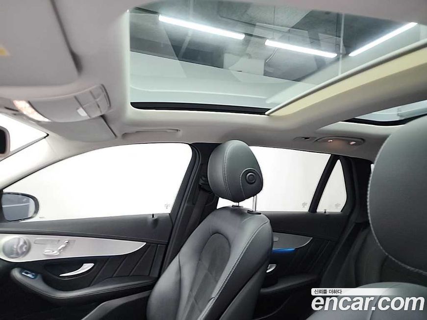 Mercedes-Benz GLC-Class 2019