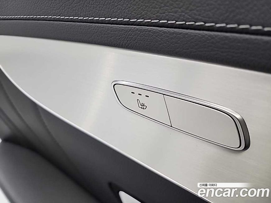 Mercedes-Benz GLC-Class 2019