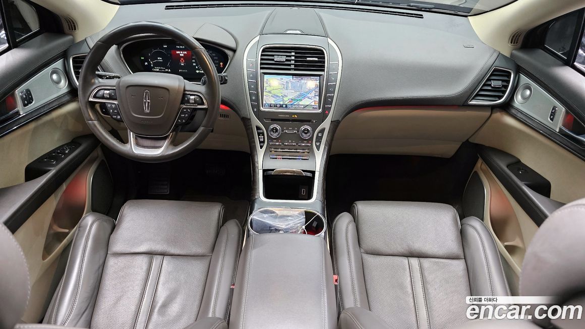 Lincoln Nautilus 2020