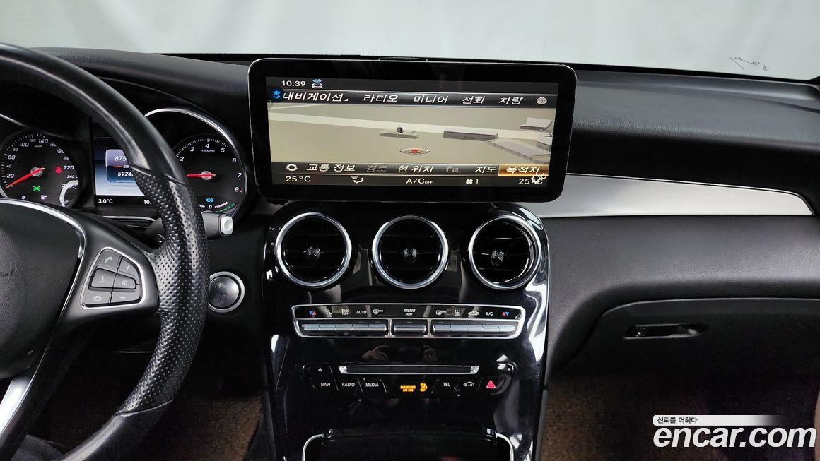 Mercedes-Benz GLC-Class 2019