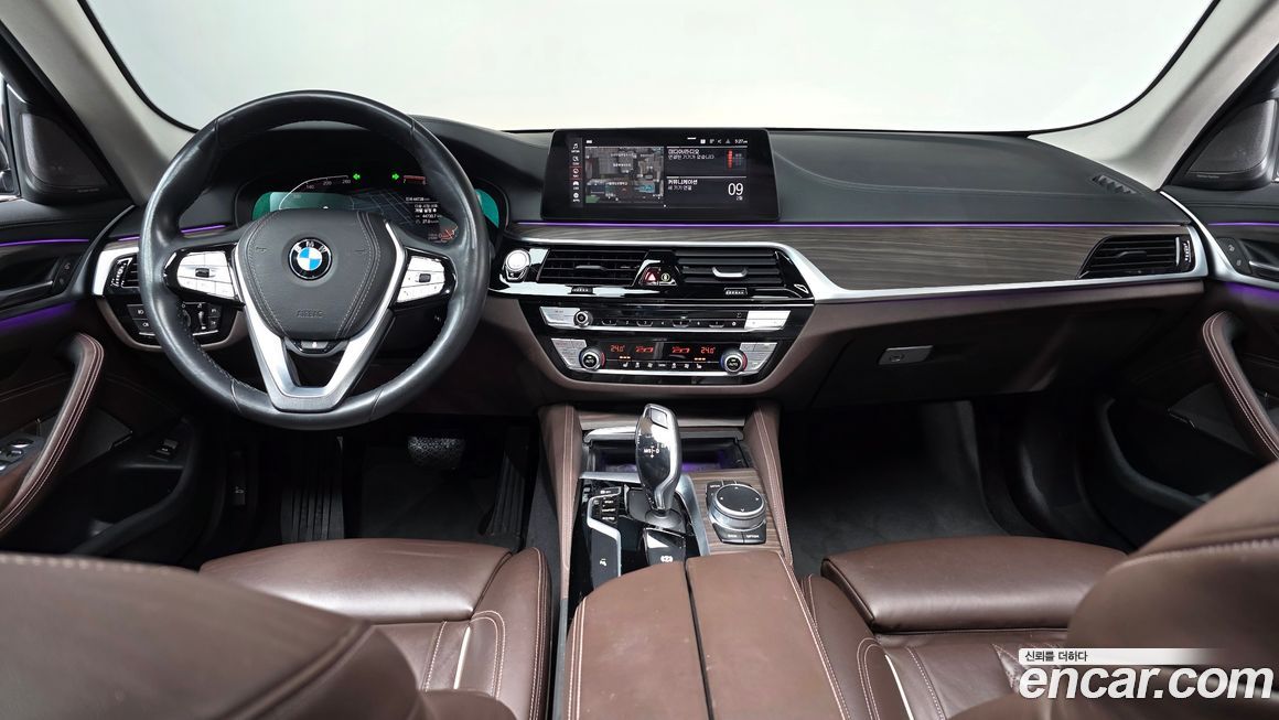 BMW 5-Series 2020