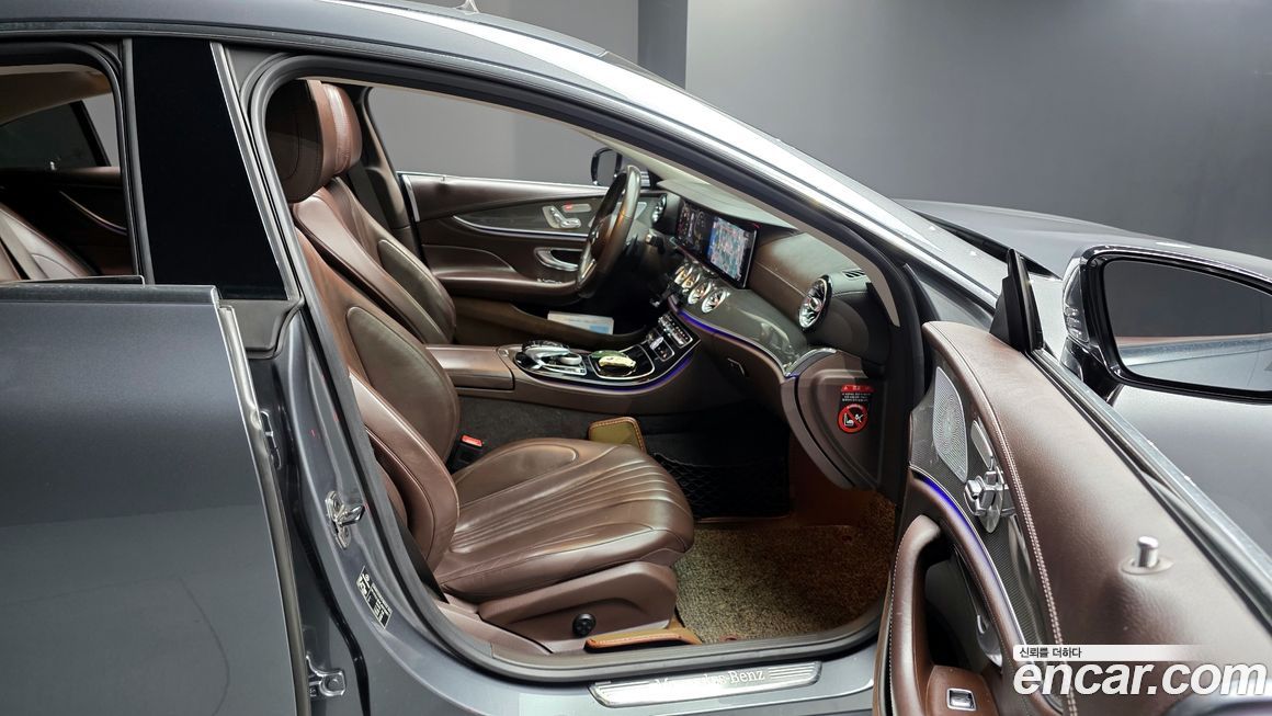 Mercedes-Benz CLS-Class 2020