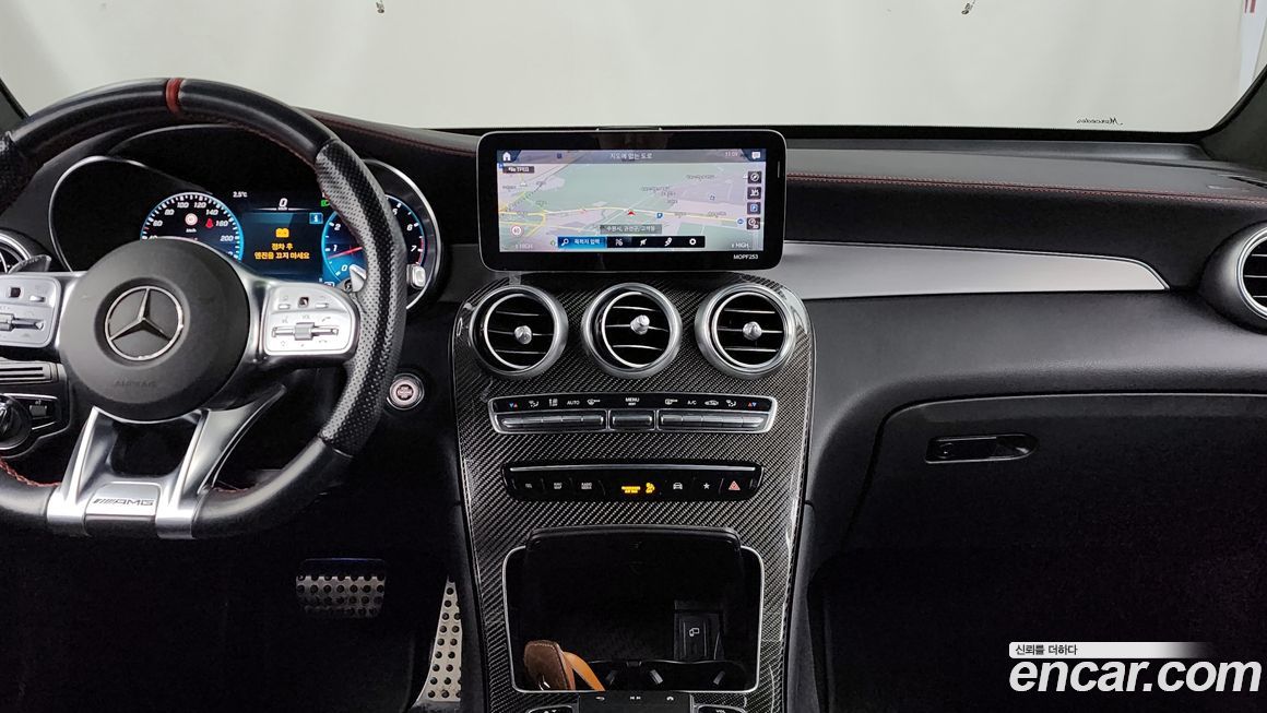 Mercedes-Benz GLC-Class 2021