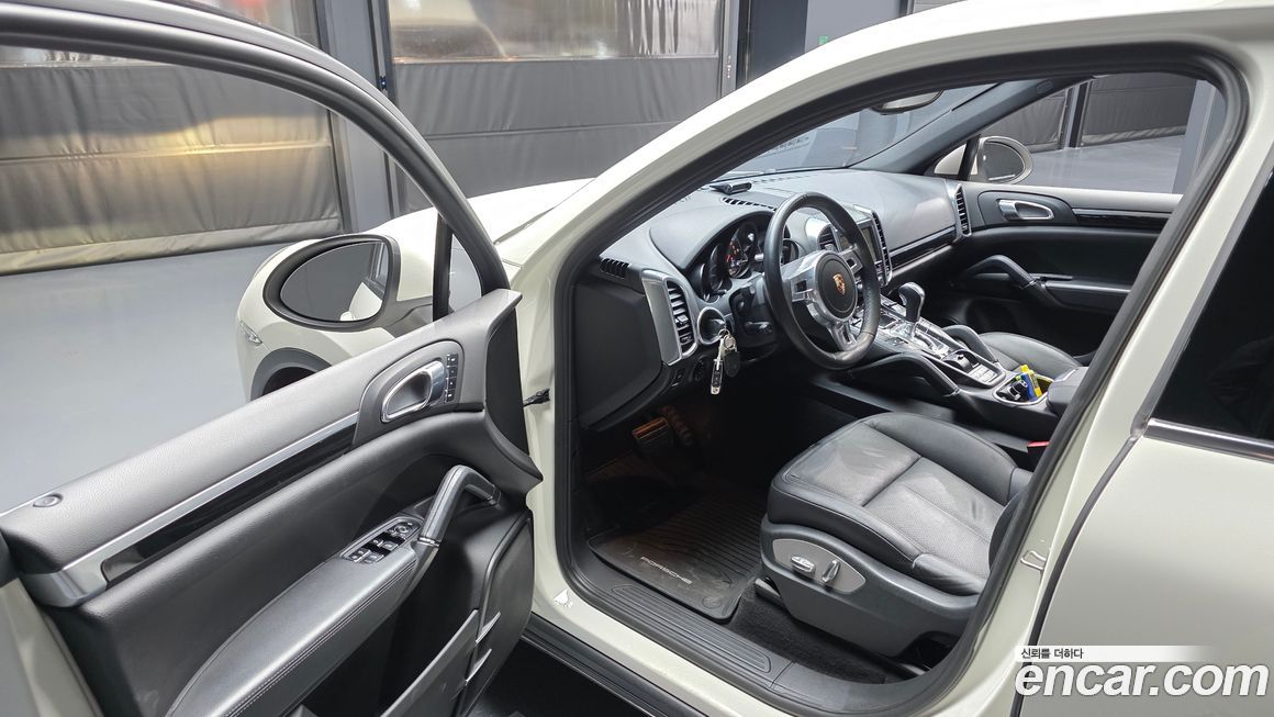 Porsche Cayenne 2012