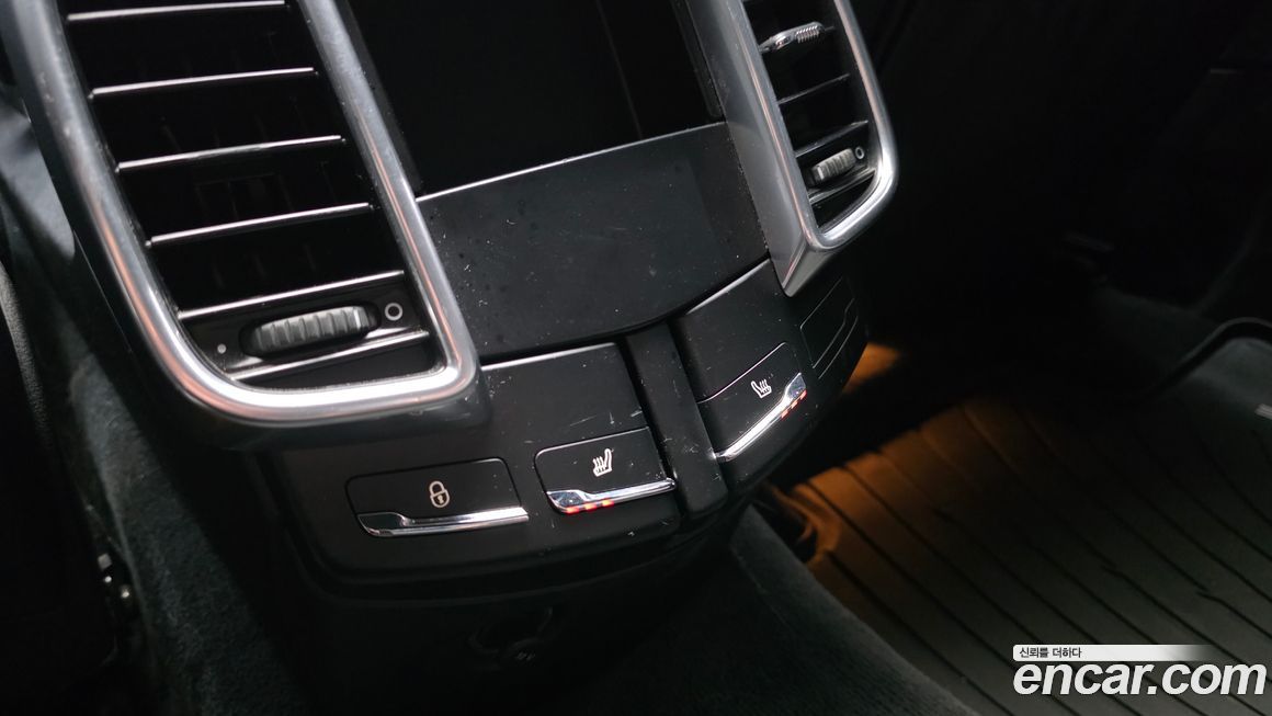 Porsche Cayenne 2012