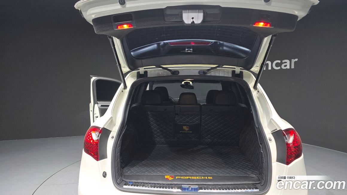 Porsche Cayenne 2012